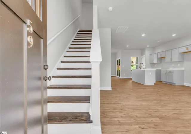 Photo 2 of Townhouse for sale at 215 Duncan Chapel Rd #39, Greenville, SC 29617 | MLS# 1600496 | Listing updated on 2026-09-17