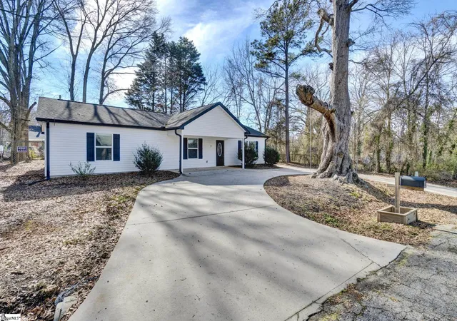 Photo 1 of Single family home for sale at 7 W 2nd St, Williamston, SC 29697 | MLS# 1582352 | Listing updated on 2026-09-09