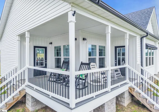 Homes for sale in Central, SC | 615 Wilson Rd, Central, SC 29630 | MLS# 1593774