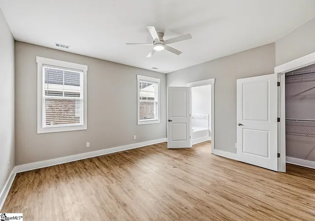 5th image of 215 W Durst Ave, Greenwood, SC 29649 | MLS# 1590510