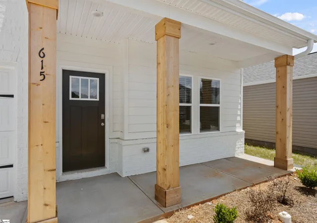 Photo 1 of Single family home for sale at 615 Silver Fir St, Piedmont, SC 29673 | MLS# 1602053 | Listing updated on 2026-09-21