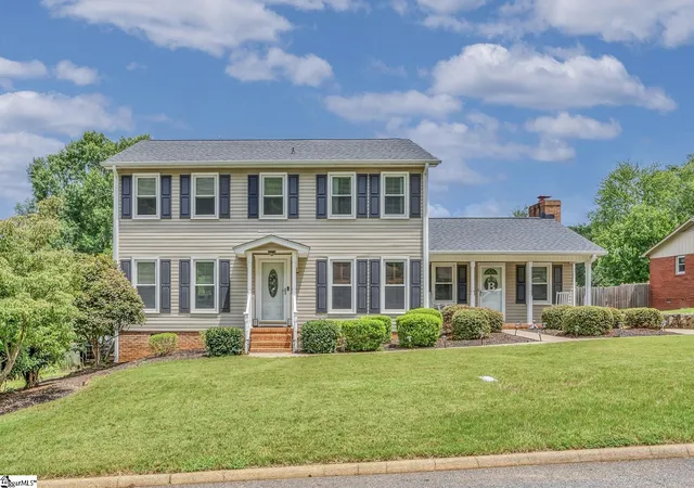 Photo 1 of Single family home for sale at 427 Longstreet Dr, Greer, SC 29650 | MLS# 1600176 | Listing updated on 2026-09-11