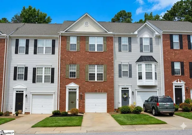 Photo 1 of Townhouse for sale at 218 Cambria Ct, Mauldin, SC 29662 | MLS# 1598609 | Listing updated on 2026-09-10