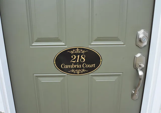 Photo 2 of Townhouse for sale at 218 Cambria Ct, Mauldin, SC 29662 | MLS# 1598609 | Listing updated on 2026-09-10