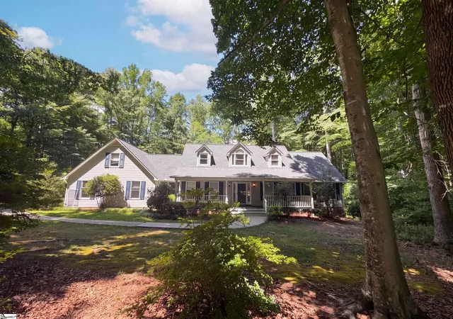 Photo 1 of Single family home for sale at 335 Dill Cir, Landrum, SC 29356 | MLS# 1598617 | Listing updated on 2026-09-17