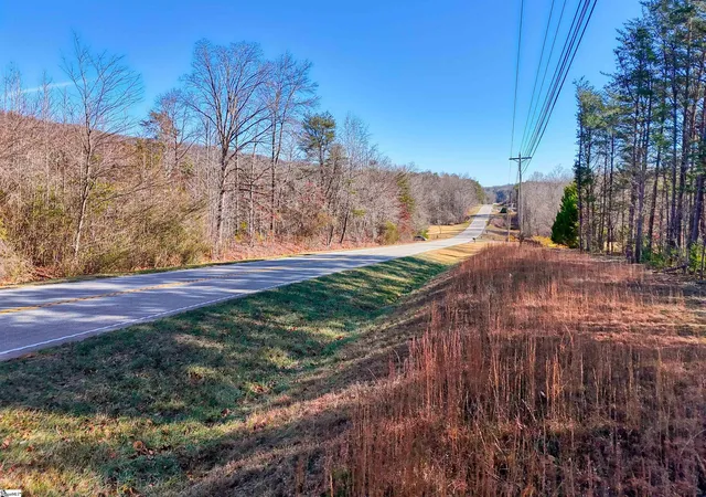 Photo 4 of House for sale at 00 Hwy 11, Landrum, SC 29356 | MLS# 1601867 | Listing updated on 2026-08-26