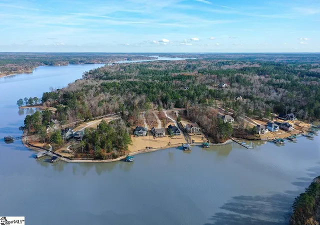 3rd image of 109 Abercrombie Pt, Greenwood, SC 29649 | MLS# 1593414