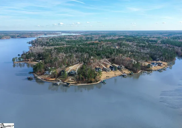 4th image of 109 Abercrombie Pt, Greenwood, SC 29649 | MLS# 1593414