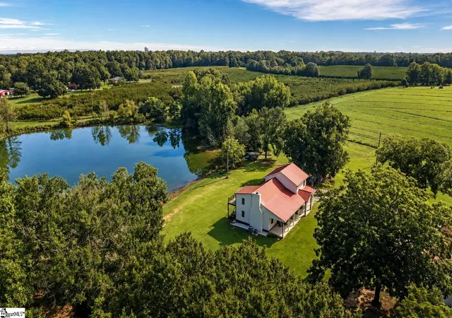 Single family home for sale at 959 Turkey Farm Rd, Chesnee, SC 29323 | MLS# 1601068