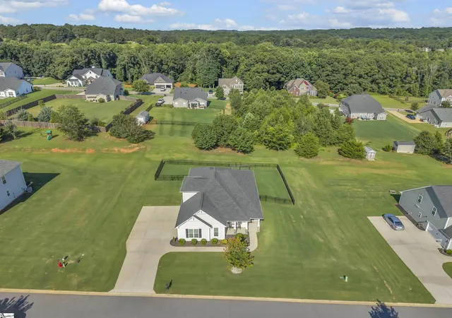 Photo 3 of Single family home for sale at 109 Nevell Dr, Easley, SC 29642 | MLS# 1599597 | Listing updated on 2026-08-05
