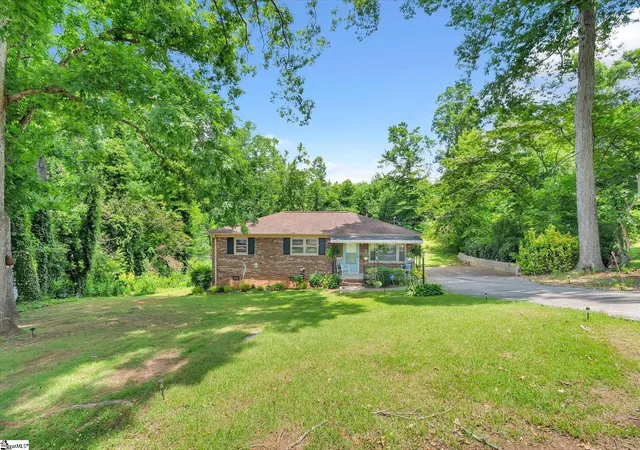 Photo 1 of Single family home for sale at 16 Theodore Cir, Greenville, SC 29611 | MLS# 1595510 | Listing updated on 2026-08-16