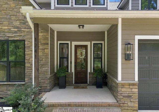 Photo 3 of Single family home for sale at 1241 Owens Rd, Greer, SC 29651 | MLS# 1601410 | Listing updated on 2026-09-09