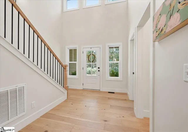 Photo 4 of Single family home for sale at 1241 Owens Rd, Greer, SC 29651 | MLS# 1601410 | Listing updated on 2026-09-09
