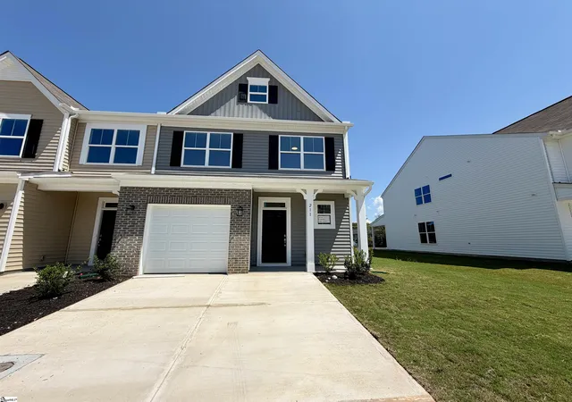 Townhouse for sale at 211 Toal Ct, Greenville, SC 29611 | MLS# 1595214