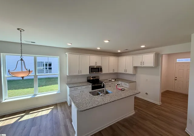 Photo 3 of Townhouse for sale at 211 Toal Ct, Greenville, SC 29611 | MLS# 1595214 | Listing updated on 2026-09-11