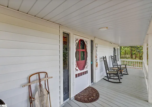 Photo 4 of Single family home for sale at 2444 Abner Creek Rd, Duncan, SC 29334 | MLS# 1558037 | Listing updated on 2026-01-07