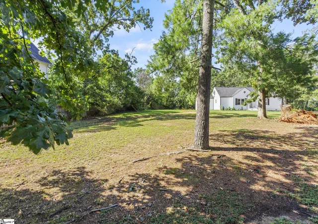 Photo 2 of Land for sale at 9 Willow Springs Dr, Greenville, SC 29607 | MLS# 1598119 | Listing updated on 2026-09-09