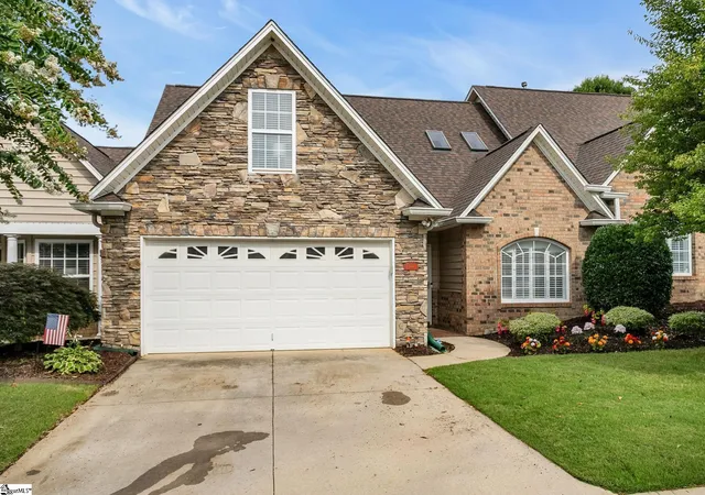 Photo 2 of Sale Pending at 510 Falling Rock Wy, Greenville, SC 29615 | MLS# 1599394 | Listing updated on 2026-08-19