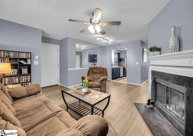Homes for sale in Greenville, SC | 7 A Setter Ln, Greenville, SC 29607 | MLS# 1581739
