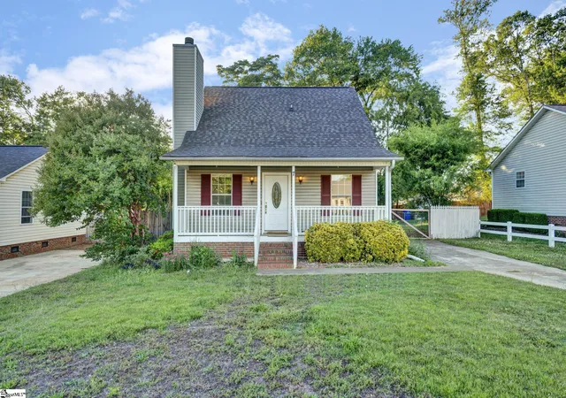 Homes for sale in Greenville, SC | 7 Haley Ct, Greenville, SC 29607 | MLS# 1593488