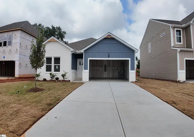Photo 1 of Sale Pending at 108 Cedar Valley Cir, Piedmont, SC 29673 | MLS# 1595429 | Listing updated on 2026-09-04