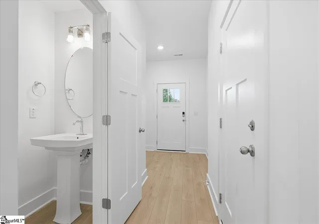 Photo 4 of Townhouse for sale at 28 Shoemaker Rd, Greenville, SC 29617 | MLS# 1596933 | Listing updated on 2026-09-04