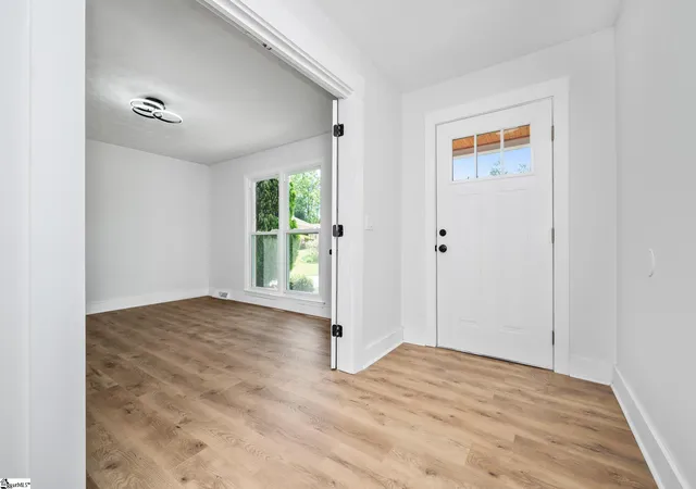 2nd image of 3 Hibourne Ct, Greenville, SC 29615 | MLS# 1592197
