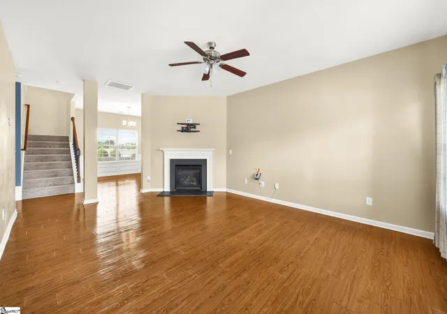 Photo 4 of Single family home for sale at 308 Cabot Hill Ln, Greer, SC 29651 | MLS# 1593691 | Listing updated on 2026-10-13