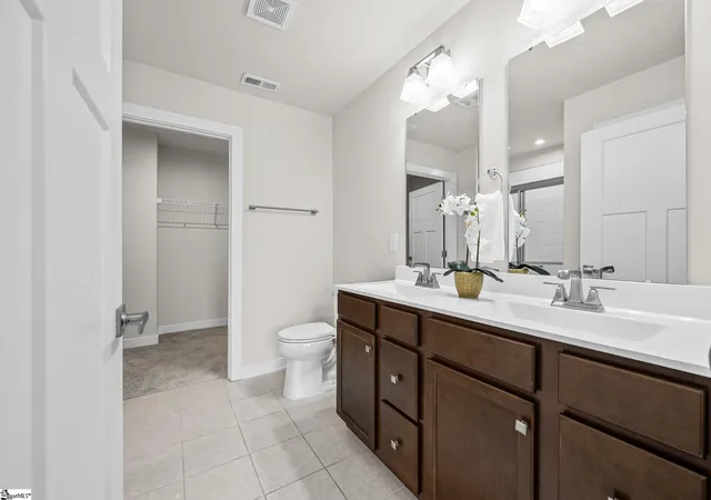 Photo 3 of Townhouse for sale at 603 Cresslyn Ct, Greenville, SC 29617 | MLS# 1599974 | Listing updated on 2026-10-27