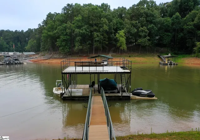 Homes for sale in Townville, SC | 122 Paradise Cir, Townville, SC 29689 | MLS# 1594747