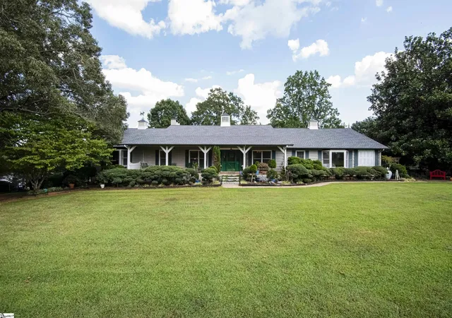 3rd image of 315, 317, 319 Gibson Rd, Landrum, SC 29356 | MLS# 1562696