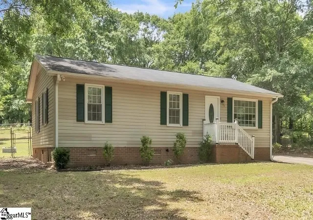 Homes for sale in Belton, SC | 107 A Brookforest Dr, Belton, SC 29627 | MLS# 1593644
