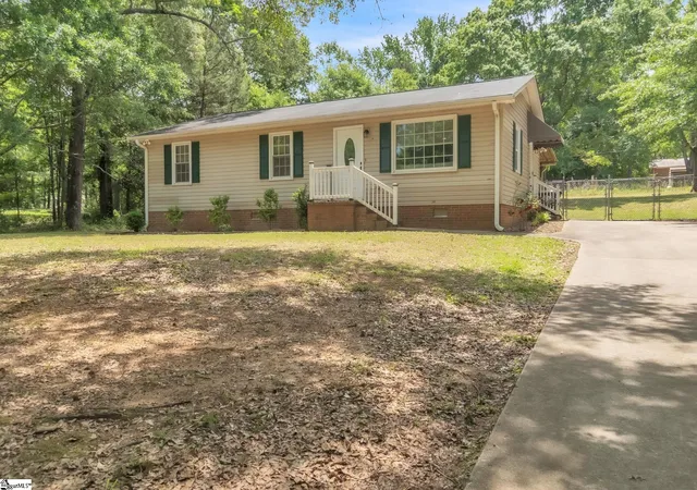 Homes for sale in Belton, SC | 107 A Brookforest Dr, Belton, SC 29627 | MLS# 1593644