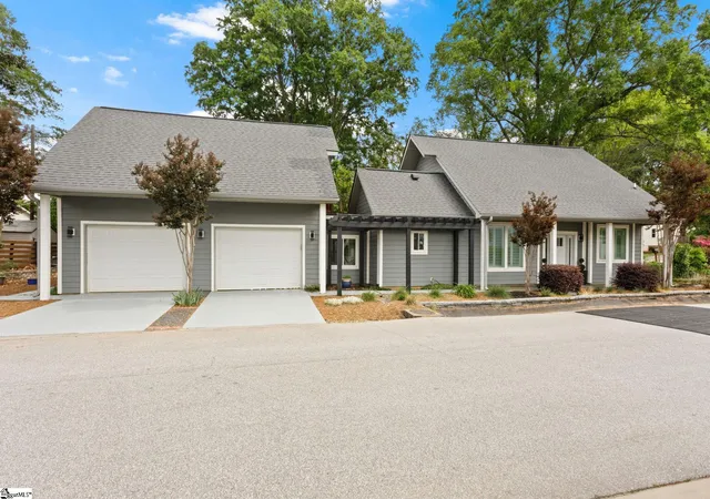 2nd image of 220 Cumberland Ave, Greenville, SC 29607 | MLS# 1591671