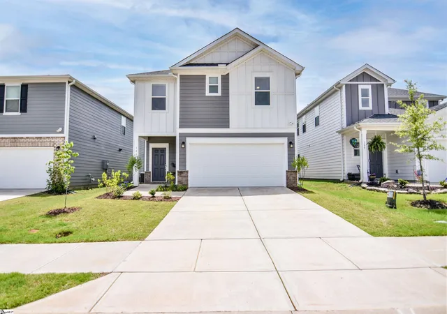 Homes for sale in Greenville, SC | 105 Boren Wy, Greenville, SC 29607 | MLS# 1593589