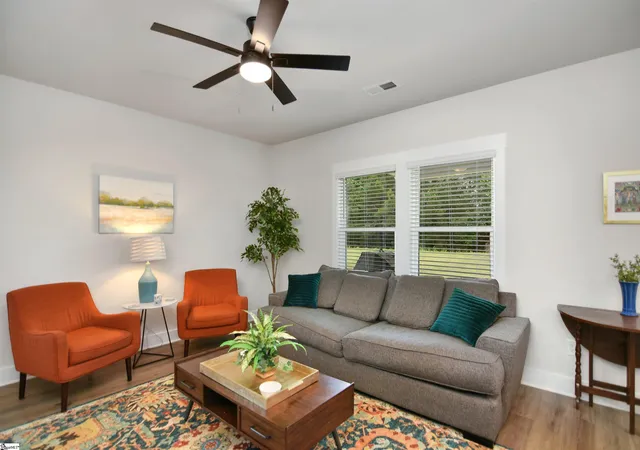Homes for sale in Greenville, SC | 105 Boren Wy, Greenville, SC 29607 | MLS# 1593589