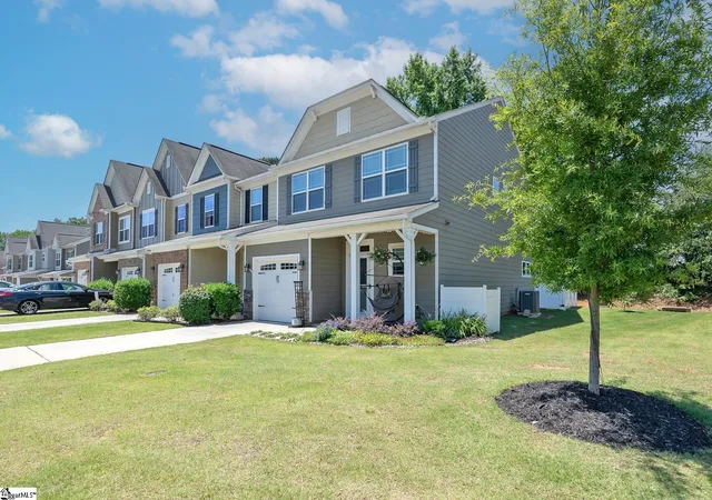 Photo 1 of Townhouse for sale at 800 Applyby Dr, Simpsonville, SC 29681 | MLS# 1597742 | Listing updated on 2026-10-01