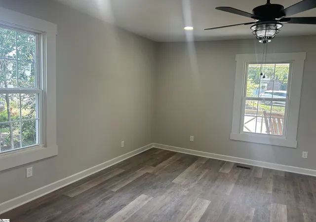 32nd image of 106 Washington St, Clinton, SC 29325 | MLS# 1592023