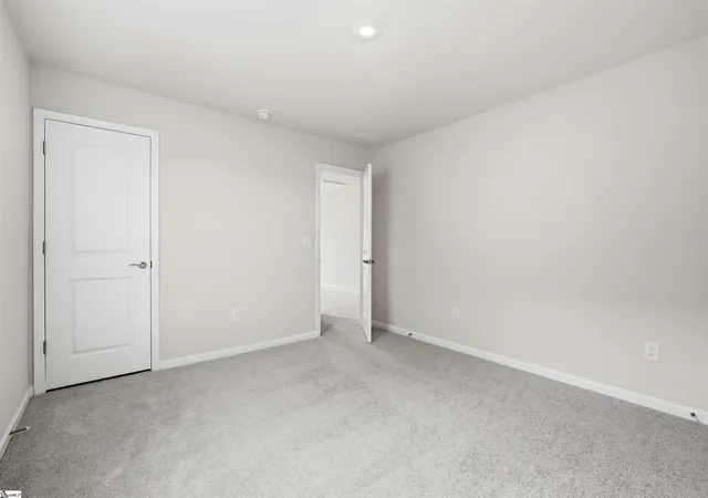 Photo 4 of Single family home for sale at 402 Rivergarden Dr, Travelers Rest, SC 29690 | MLS# 1599992 | Listing updated on 2026-09-17