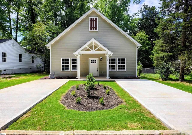 Photo 1 of Single family home for sale at 709 Blair St, Anderson, SC 29625 | MLS# 1578929 | Listing updated on 2026-07-12