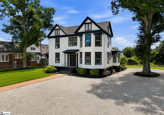 Photo 1 of Multi family home for sale at 405 Perry Ave, Greenville, SC 29601 | MLS# 1598792 | Listing updated on 2026-09-04