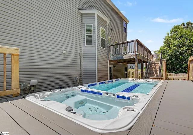 Photo 2 of Single family home for sale at 120 Winespring Pl, Simpsonville, SC 29681 | MLS# 1601793 | Listing updated on 2026-08-27
