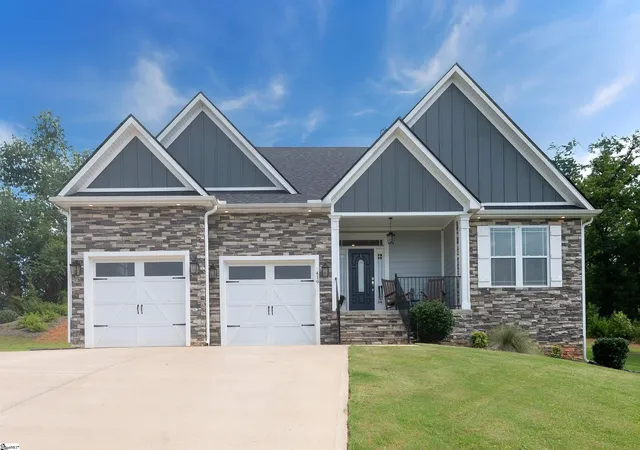 Photo 2 of Single family home for sale at 419 Navajo Ct, Marietta, SC 29661 | MLS# 1599192 | Listing updated on 2026-09-12