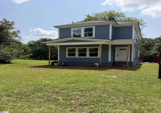Single family home for sale at 209 Glenn Rd, Greenville, SC 29607 | MLS# 1602412 | Listing updated on 2026-09-04