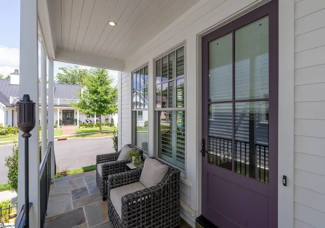 Photo 2 of Single family home for sale at 205 Bowman Rd, Greenville, SC 29615 | MLS# 1601606 | Listing updated on 2026-09-16