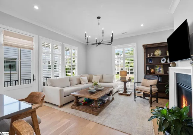 Photo 3 of Single family home for sale at 205 Bowman Rd, Greenville, SC 29615 | MLS# 1601606 | Listing updated on 2026-09-16