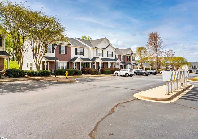 3rd image of 531 Waterbrook Dr, Greenville, SC 29607 | MLS# 1586820