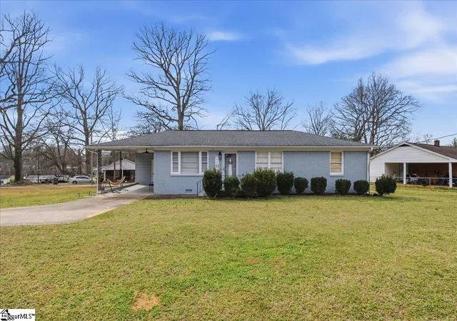 Photo 1 of Single family home for sale at 22 Ray St, Greenville, SC 29611 | MLS# 1596969 | Listing updated on 2026-08-19