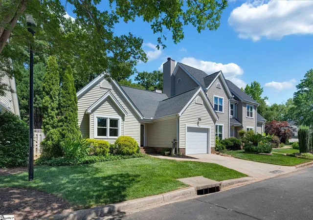 2nd image of 144 Forest Lake Dr, Simpsonville, SC 29681 | MLS# 1596138