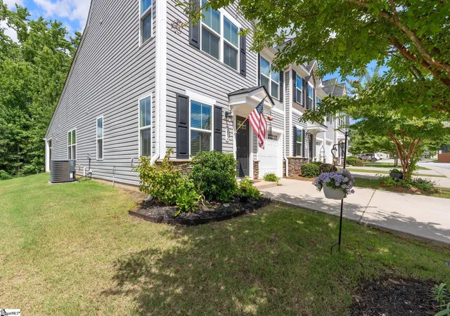 3rd image of 216 Shepley St, Fountain Inn, SC 29644 | MLS# 1595913